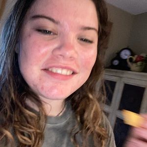 Meet your Posher, Addison